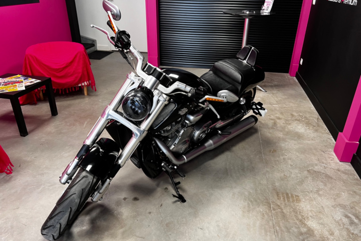 HARLEY DAVIDSON V-ROD MUSCLE