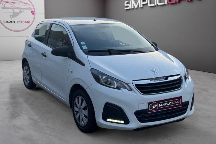 PEUGEOT 108