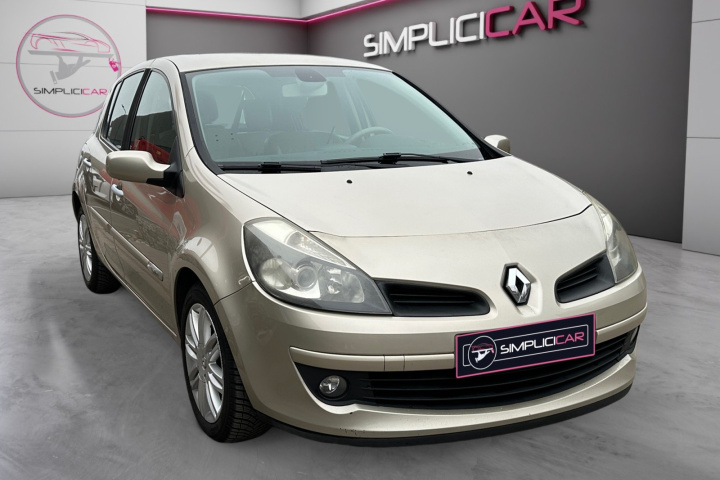 RENAULT CLIO III