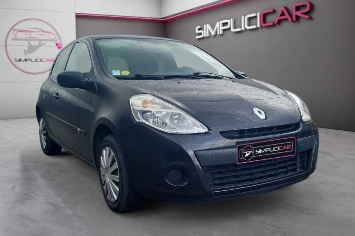 RENAULT CLIO III