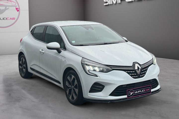 RENAULT CLIO V
