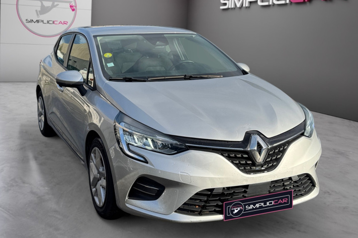 RENAULT CLIO V