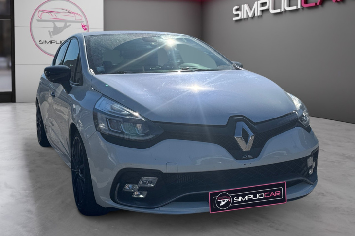 RENAULT CLIO IV