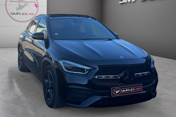 MERCEDES GLA