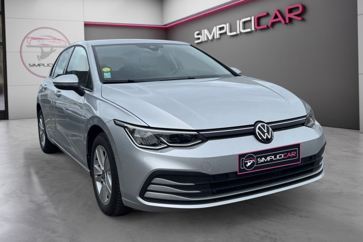 VOLKSWAGEN GOLF VIII