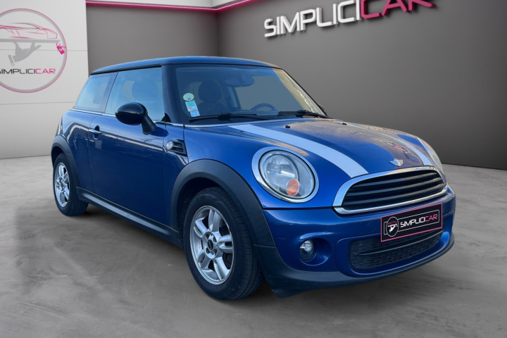 MINI HATCH R56