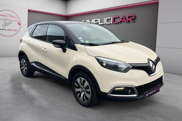RENAULT CAPTUR BUSINESS