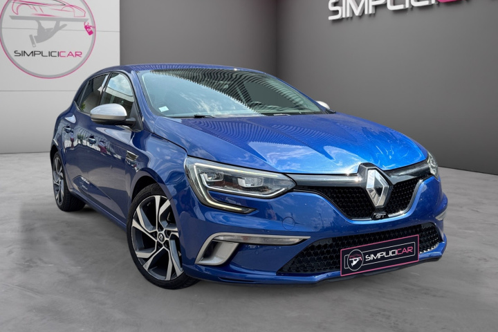RENAULT MEGANE IV BERLINE