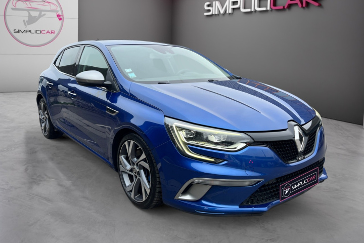RENAULT MEGANE IV BERLINE